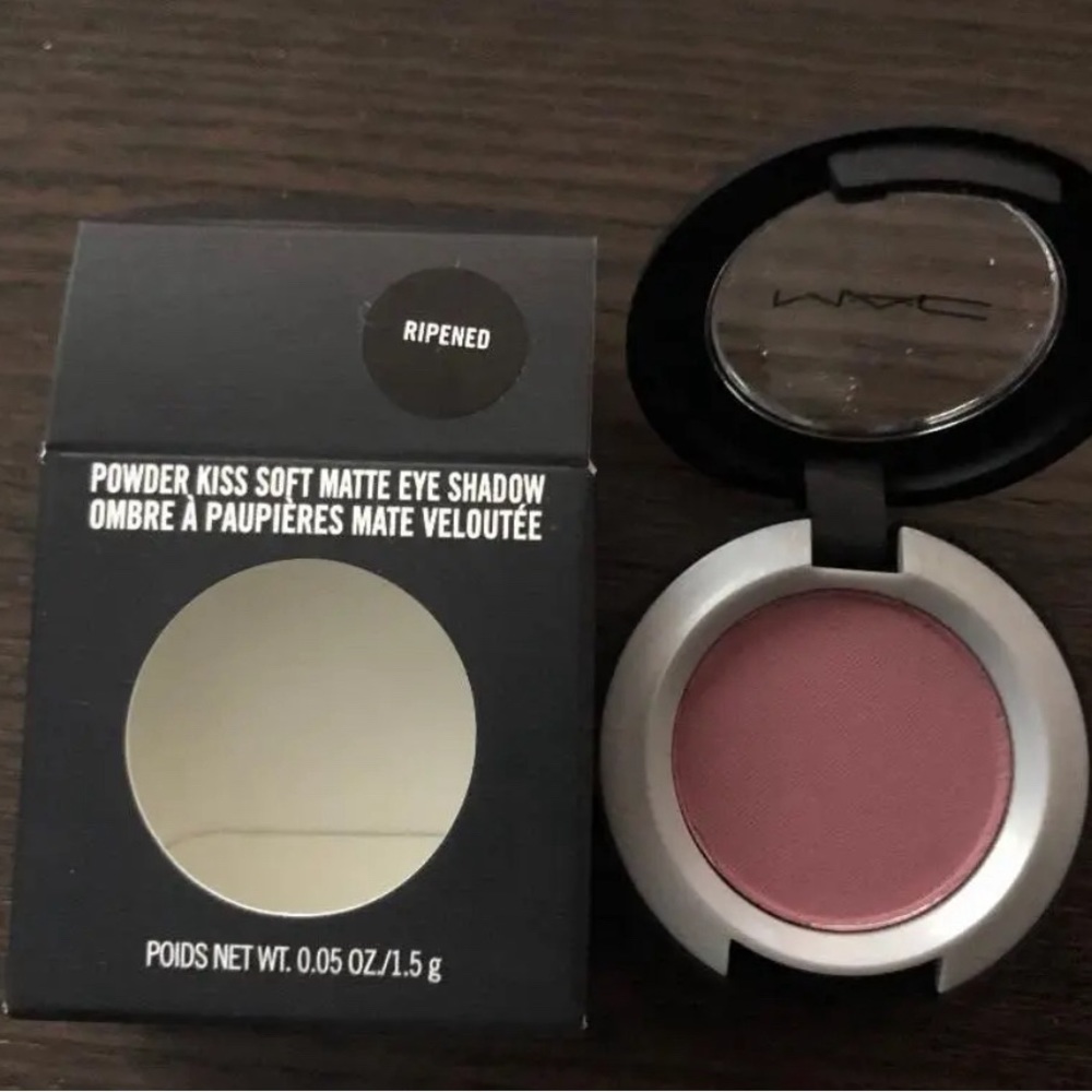 Mac Powder Kiss Eyeshadow - Matte Eyeshadow -  Ripened - NIB